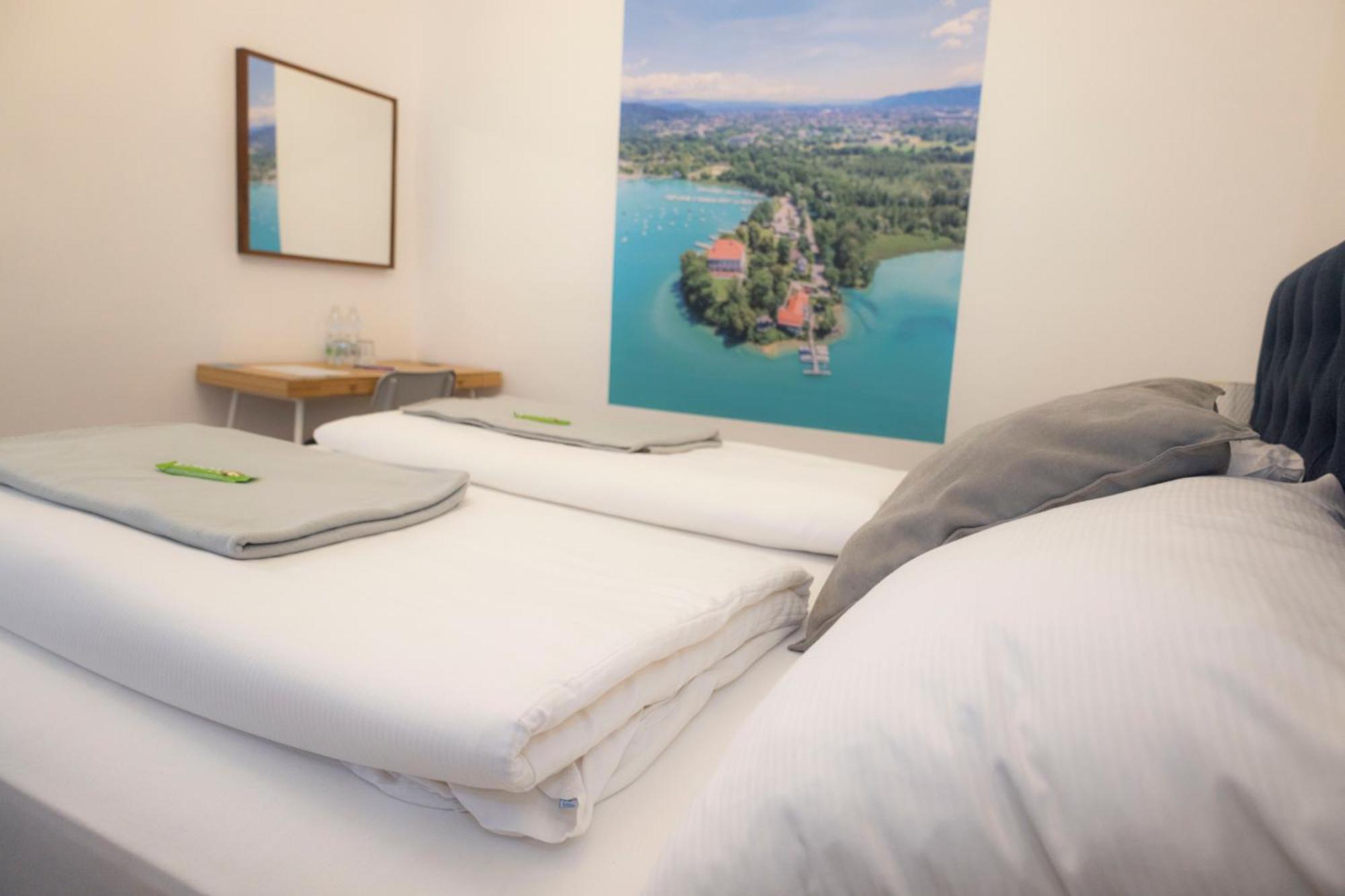 Cityhotel Am Domplatz Self-Checkin Klagenfurt am Woerthersee Exterior foto