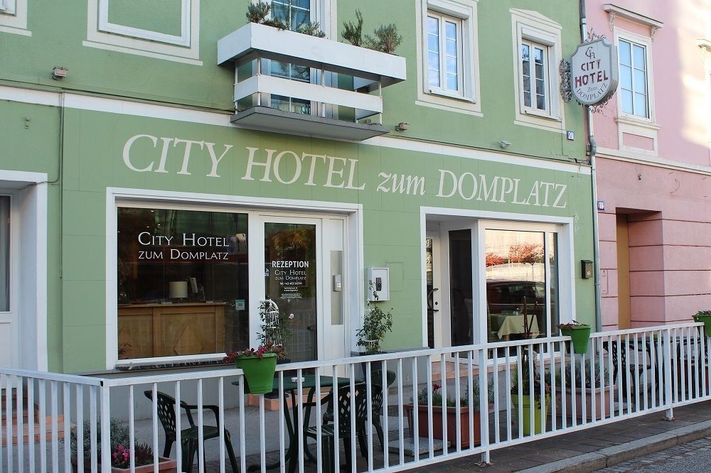 Cityhotel Am Domplatz Self-Checkin Klagenfurt am Woerthersee Exterior foto